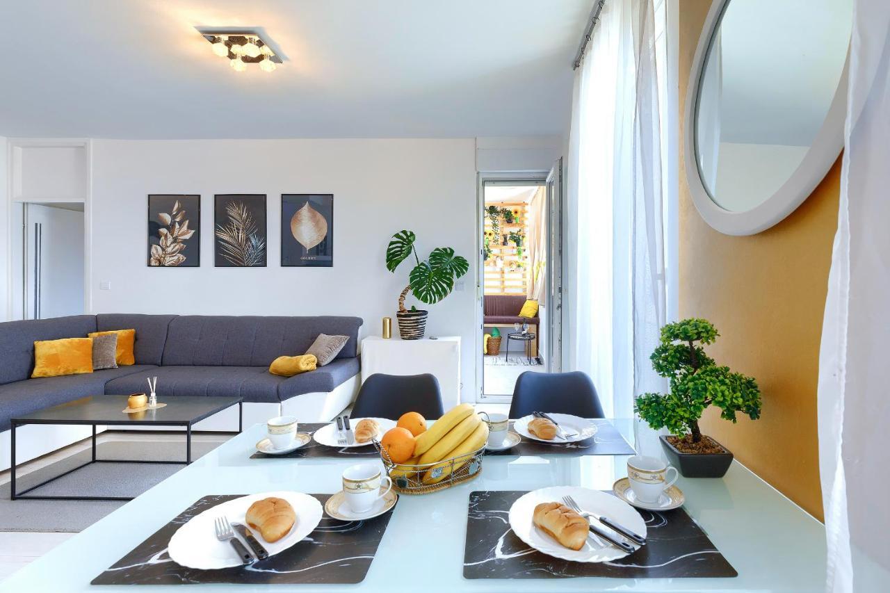 Appartement Seny Gold à Pula Extérieur photo