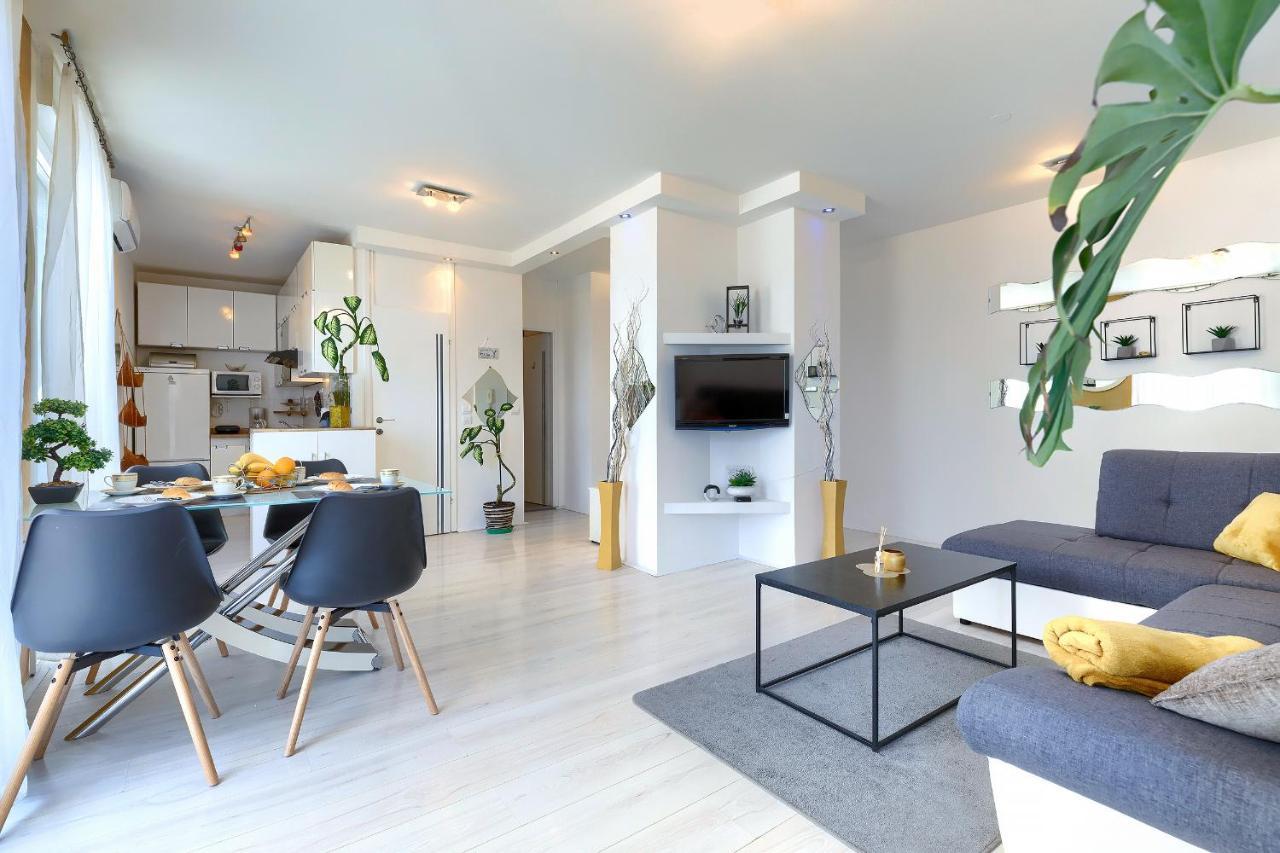 Appartement Seny Gold à Pula Extérieur photo