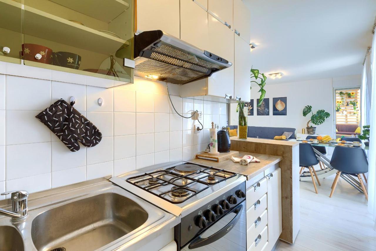 Appartement Seny Gold à Pula Extérieur photo